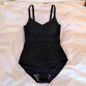 Honeylove Black Cami Bodysuit Sz S